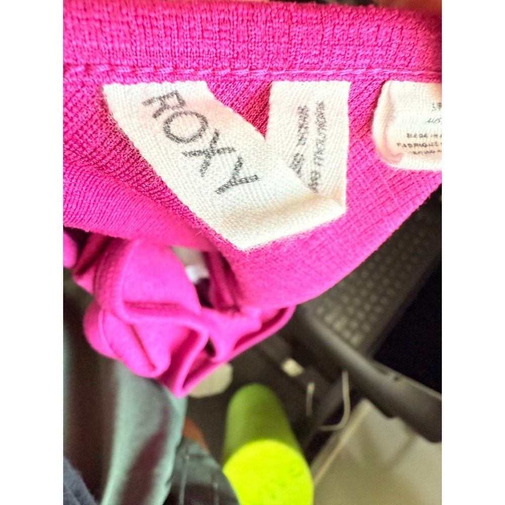 Roxy Pink Cropped Tank Top Sleeveless Athletic‎ Activewear Casual S - Picture 3 of 4